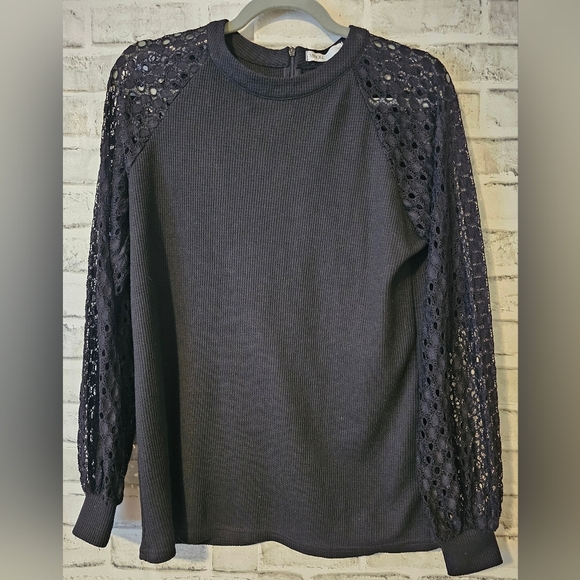Women’s Long Sleeve Black Top, Lace Casual, Loose Blouse, size Medium - Picture 5 of 9